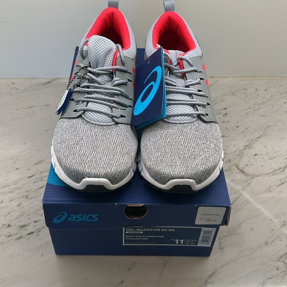 Brand new ASICS gel- quantum 90 sg